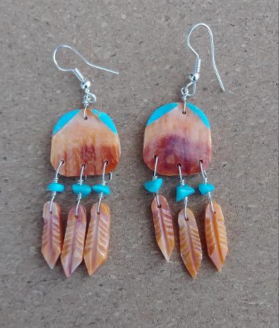 Santo Domingo Kewa Spiny Oyster & Turquoise Earrings with Feathers 1.5